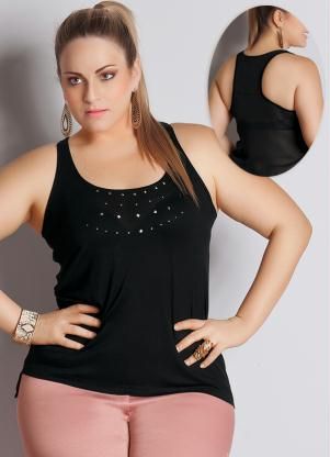 Regata preta com detalhes