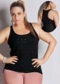 Regata preta com detalhes