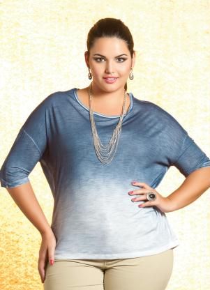 Blusa com efeito degradê azul